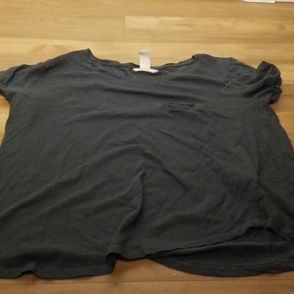 Gray t-shirt